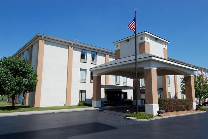 Quality Inn & Suites Near St Louis And I-255 Cahokia Exterior foto