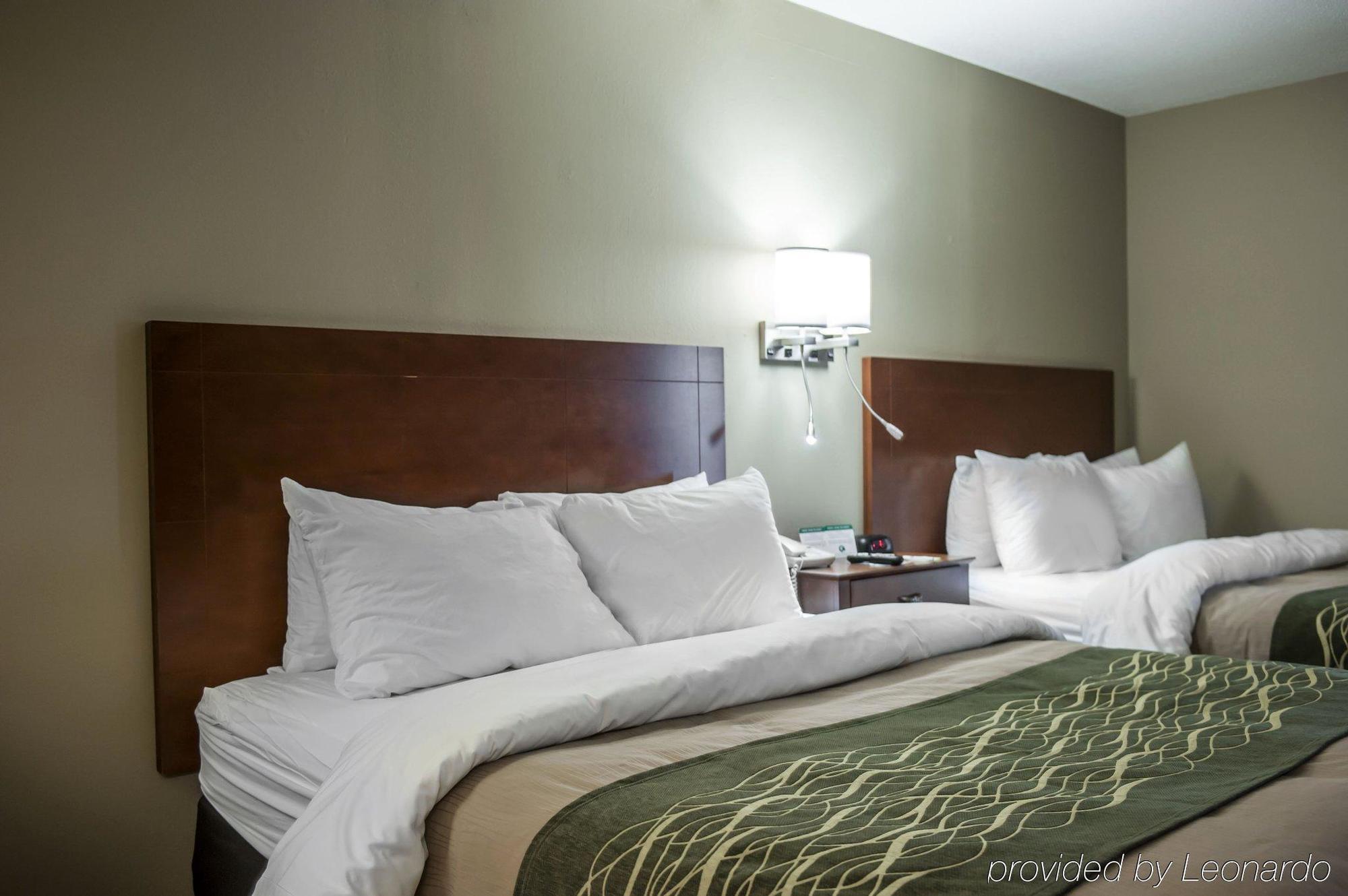 Quality Inn & Suites Near St Louis And I-255 Cahokia Exterior foto
